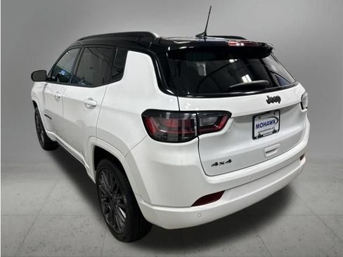Used 2023 Jeep Compass High Altitude AWD/4WD image 3