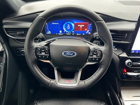 Certified 2024 Ford Explorer ST w/ Equipment Group 401A image 15