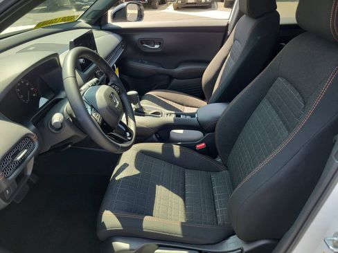 Certified 2026 Honda HR-V Sport image 18
