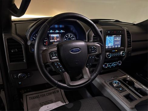 Used 2019 Ford Expedition Max XLT image 40