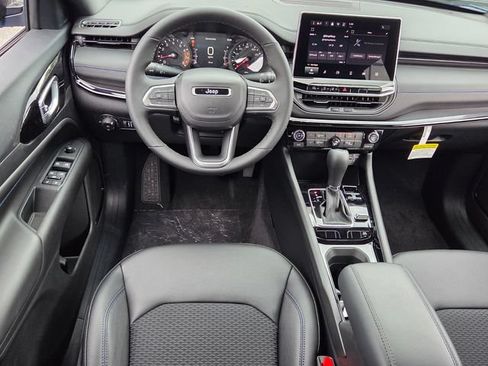 New 2026 Jeep Compass Latitude AWD/4WD image 13