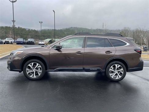 Used 2022 Subaru Outback Limited image 6
