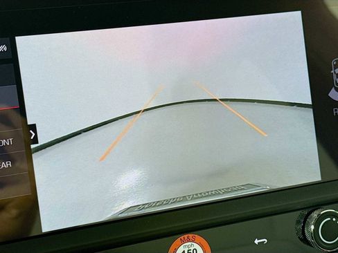 New 2026 Porsche Macan image 20