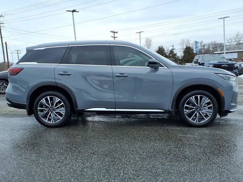Used 2026 INFINITI QX60 Luxe w/ Family Package image 26
