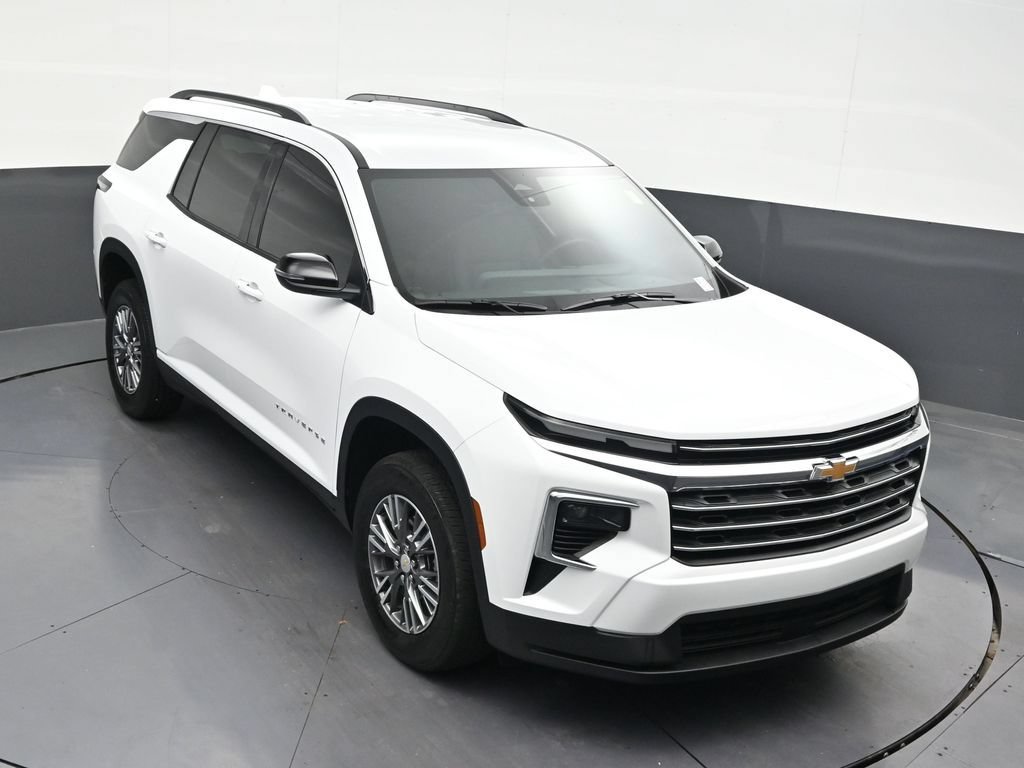 Used 2026 Chevrolet Traverse LT FWD image 23