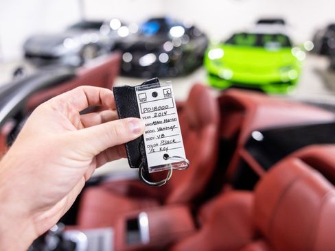 Used 2014 Aston Martin V8 Vantage Roadster RWD image 50