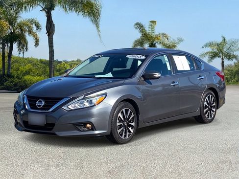 Certified 2018 Nissan Altima 2.5 SL FWD image 2