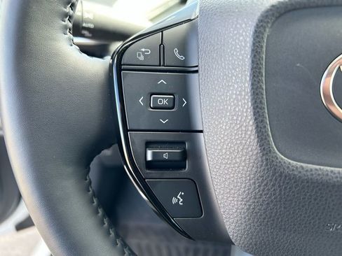 Used 2024 Toyota Prius XLE image 13