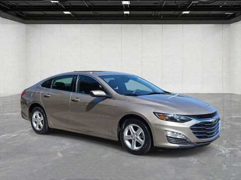 Used 2024 Chevrolet Malibu LT FWD image 7