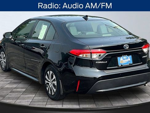 Used 2022 Toyota Corolla LE FWD image 4