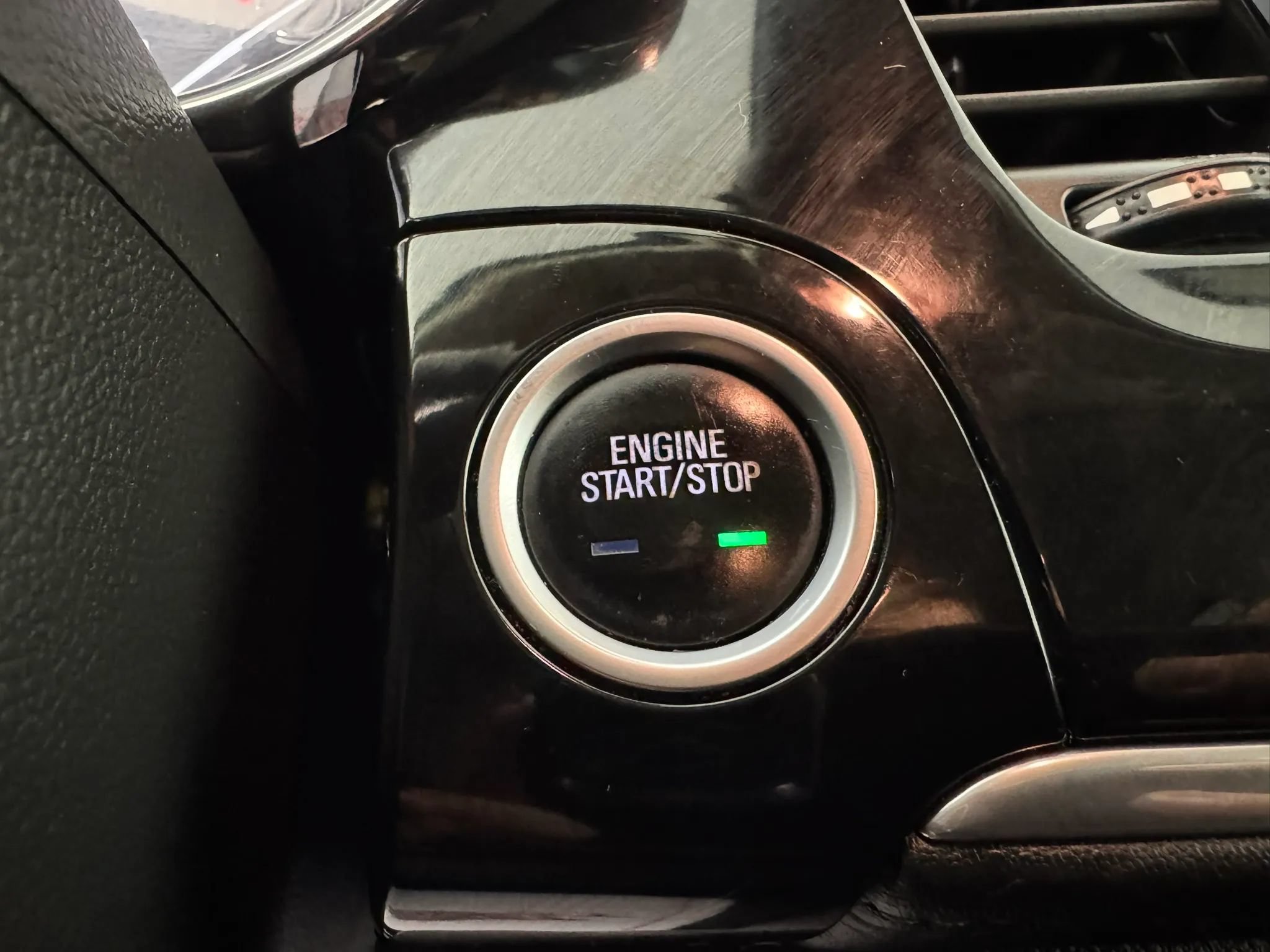 Used 2020 Buick Encore Preferred FWD image 17