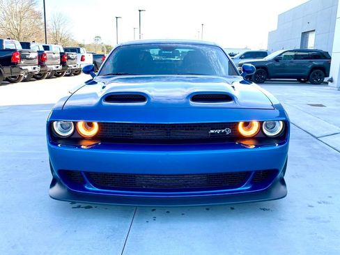 Used 2023 Dodge Challenger SRT Hellcat image 2