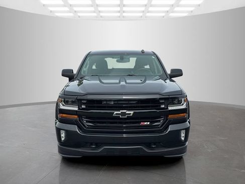 Used 2017 Chevrolet Silverado 1500 LT w/ Midnight Edition AWD/4WD image 2