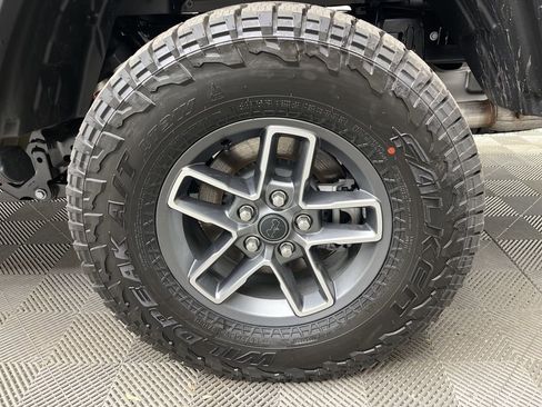 New 2026 Jeep Gladiator Mojave AWD/4WD image 4