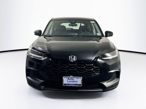 Used 2023 Honda HR-V LX image 2
