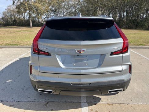Certified 2024 Cadillac XT4 Premium Luxury image 4