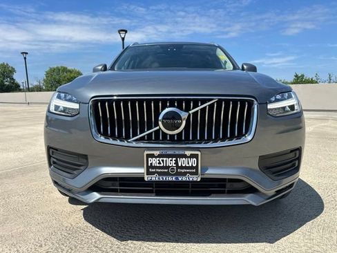 Used 2020 Volvo XC90 T5 Momentum AWD/4WD image 2