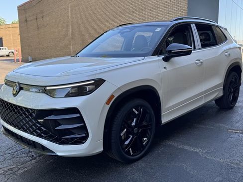 New 2026 Volkswagen Tiguan SE R-Line AWD/4WD image 27