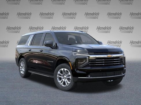 New 2026 Chevrolet Suburban LT RWD image 2