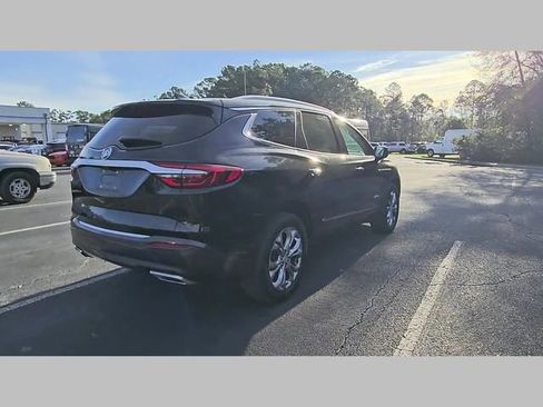 Used 2018 Buick Enclave Avenir w/ Avenir Technology Package image 30