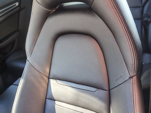 Used 2023 Porsche Panamera Platinum Edition image 24