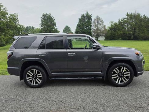 Used 2014 Toyota 4Runner Limited AWD/4WD image 5