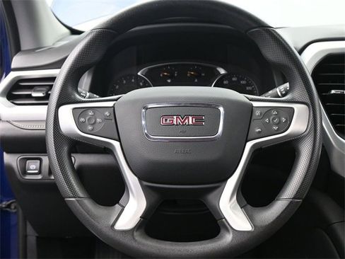 Used 2023 GMC Acadia SLE w/ Driver Convenience Package image 30