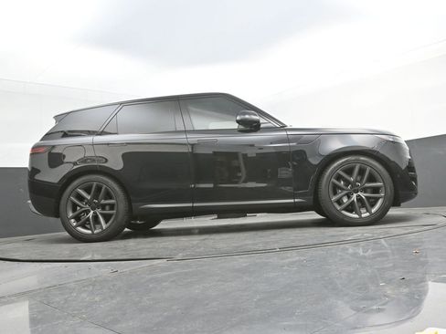New 2026 Land Rover Range Rover Sport SE AWD/4WD image 40