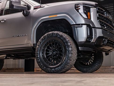 Used 2026 GMC Sierra 2500 AT4 w/ AT4 Premium Plus Package AWD/4WD image 12