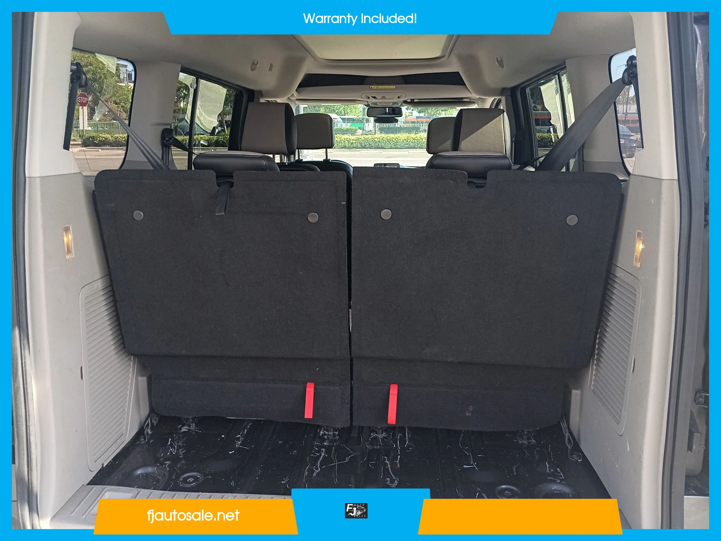 Used 2019 Ford Transit Connect Titanium w/ Titanium Premium Package FWD image 10