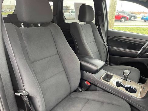 Used 2015 Jeep Grand Cherokee Laredo w/ Quick Order Package 23E AWD/4WD image 28