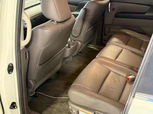 Used 2015 Honda Odyssey EX-L image 10