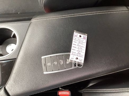 Used 2021 Genesis G70 2.0T image 27