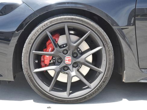 Used 2024 Honda Civic Type R image 15