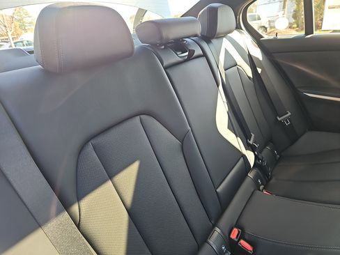 New 2026 BMW 330i Sedan w/ M Sport Package image 12