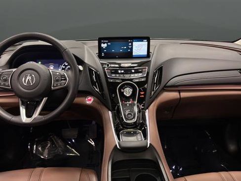 Used 2024 Acura RDX SH-AWD w/ Technology Package image 11