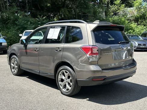 Used 2017 Subaru Forester 2.5i Touring AWD/4WD image 28