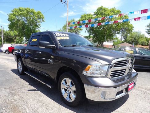 Used 2018 RAM 1500 Big Horn AWD/4WD image 3