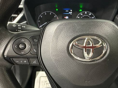 Used 2024 Toyota Corolla LE FWD image 30
