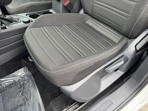 Used 2024 Volkswagen Tiguan S image 15