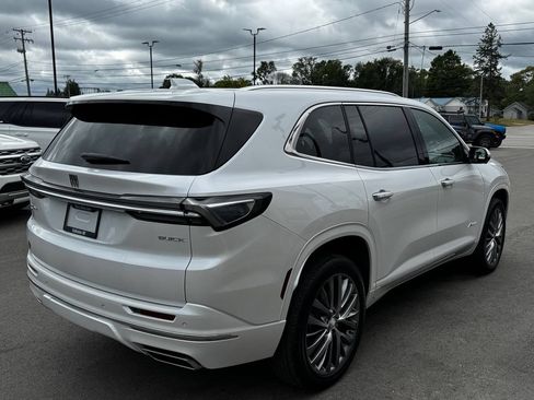 Used 2025 Buick Enclave Avenir w/ Trailering Package, 5000 lbs. AWD/4WD image 6