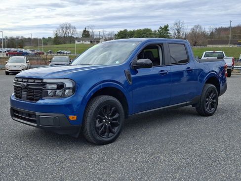 Certified 2024 Ford Maverick Lariat w/ Black Appearance Package image 3