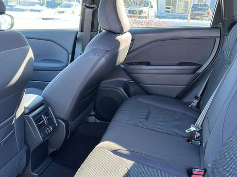 Used 2025 Subaru Forester Premium image 22