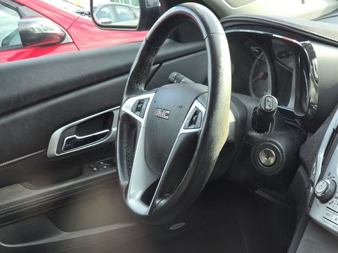 Used 2017 GMC Terrain SLE w/ Chrome Edition FWD image 15
