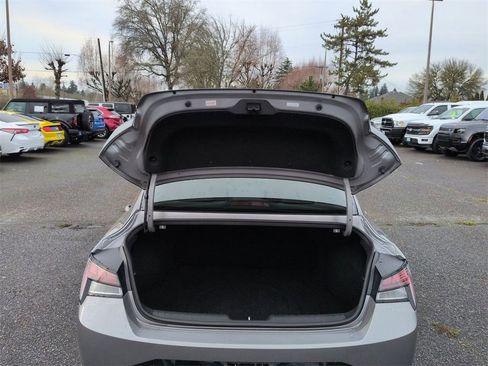 Used 2021 Hyundai Elantra N Line image 25