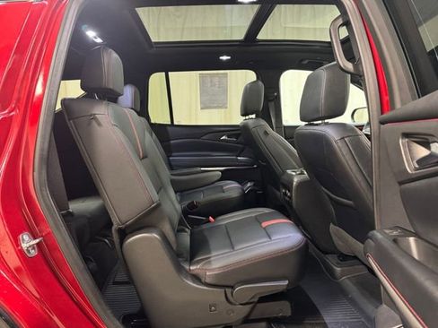Used 2024 Chevrolet Traverse RS w/ LPO, Floor Liner Package AWD/4WD image 41
