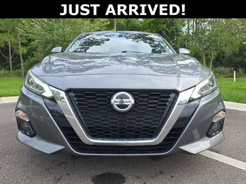 Used 2019 Nissan Altima 2.5 SV AWD/4WD image 2