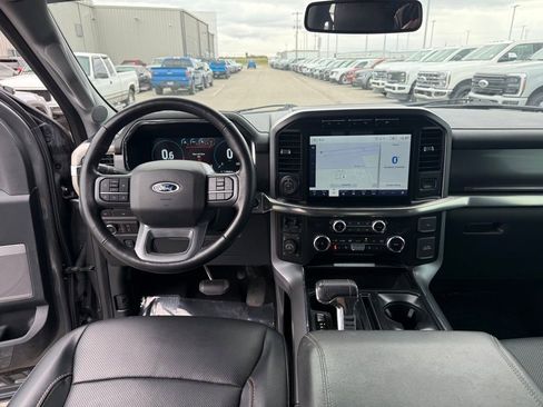 Used 2023 Ford F150 Lariat w/ Trailer Tow Package image 13