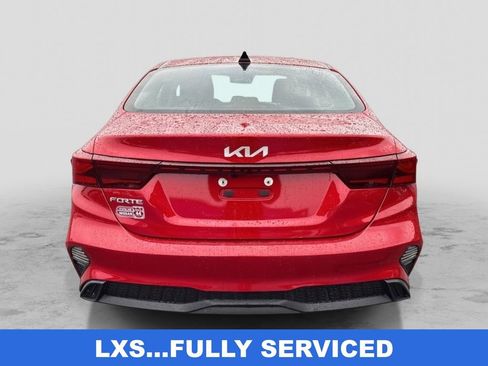 Used 2023 Kia Forte LXS FWD image 4