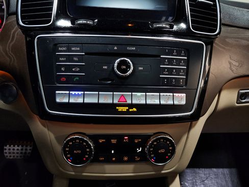 Used 2016 Mercedes-Benz GLE 450 4MATIC Coupe image 35